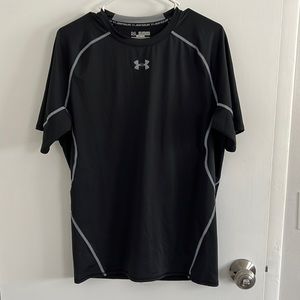 Under Armor tshirt